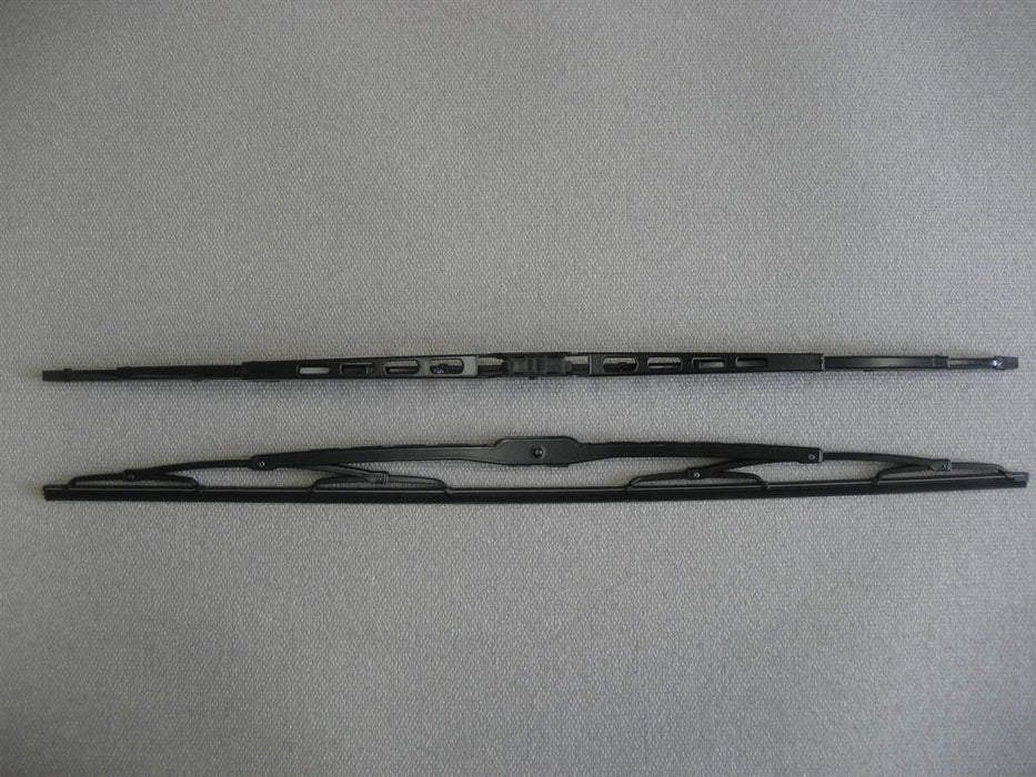 Windshield Wiper Blade; Wiper Technologies; 28 Inch Length; J Hook; Single Blade; Black; With Metal